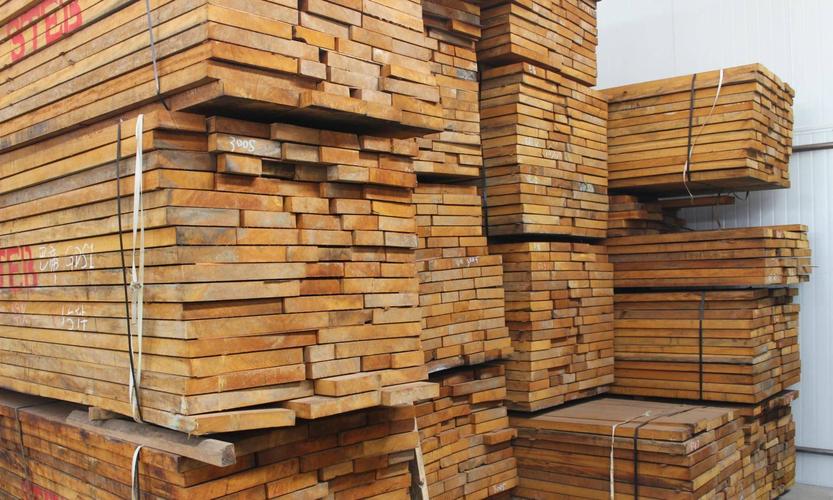 厂家供应实木防腐木材 优质板材原木 户外建筑木材低价批发